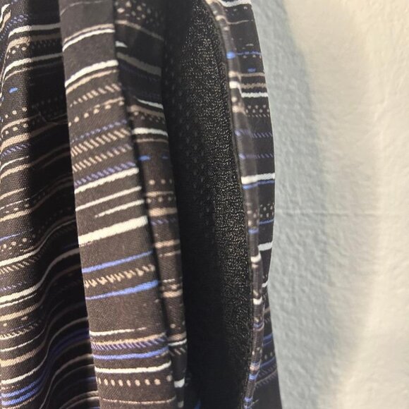 Multicolored Striped Active Shorts - Picture 3 of 6